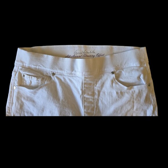 Women's Gloria Vanderbilt S 10 Short Missy Slim Leg White Jeans, Good Condition - Picture 6 of 8